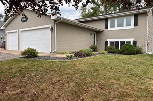 7101 Upper 17th St N, Oakdale, MN 55128 - Photo 1