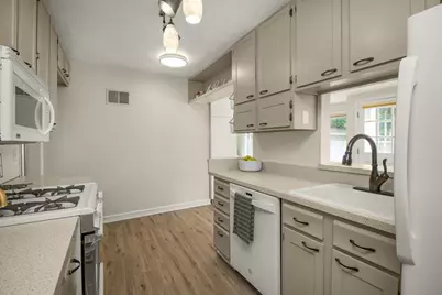2641 Kentucky Avenue S, Saint Louis Park, MN 55426 - Photo 8