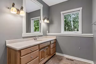 21180 Wellington Pl, Lakeville, MN 55044 - Photo 48
