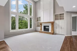 21180 Wellington Pl, Lakeville, MN 55044 - Photo 14