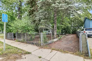 1677 Burns Ave, Saint Paul, MN 55106 - Photo 24