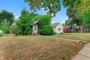4039 Upton Ave N, Minneapolis, MN 55412 - Photo 2