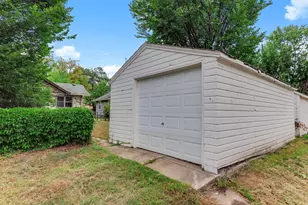 4039 Upton Ave N, Minneapolis, MN 55412 - Photo 14