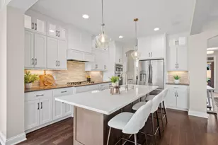 16568 Duluth Trl, Lakeville, MN 55044 - Photo 14