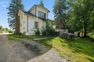 540 Central Ave S, Milaca, MN 56353 - Photo 4