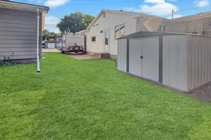 609 Washington Ave, Fairmont, MN 56031 - Photo 6