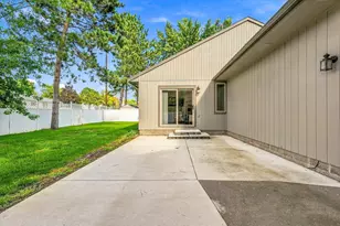 2608 Edgewood Cir, Saint Cloud, MN 56301 - Photo 32
