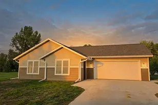 6528 John Ave, Superior, WI 54880 - Photo 1