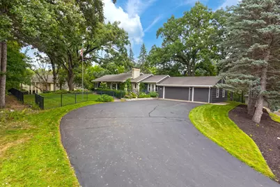 7030 Donlea Lane, Eden Prairie, MN 55346 - Photo 2