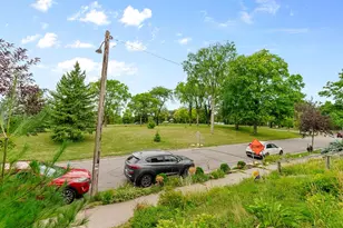 2510 Vincent Ave N, Minneapolis, MN 55411 - Photo 4