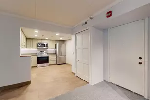 625 19th St NW, Rochester, MN 55901 - Photo 8