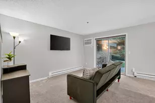 2170 Ridge Dr, Saint Louis Park, MN 55416 - Photo 8