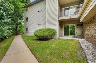 2170 Ridge Dr, Saint Louis Park, MN 55416 - Photo 16