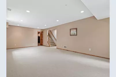 198 Thompson Avenue E, West Saint Paul, MN 55118 - Photo 18