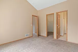 198 Thompson Ave E, West Saint Paul, MN 55118 - Photo 24