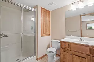 198 Thompson Ave E, West Saint Paul, MN 55118 - Photo 16