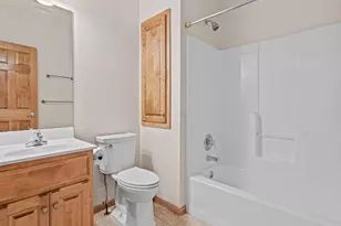 198 Thompson Ave E, West Saint Paul, MN 55118 - Photo 22