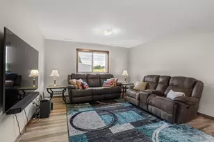 1404 20th St NE, Austin, MN 55912 - Photo 40