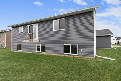 1404 20th Street NE, Austin, MN 55912 - Photo 52