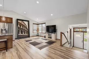 1404 20th St NE, Austin, MN 55912 - Photo 12