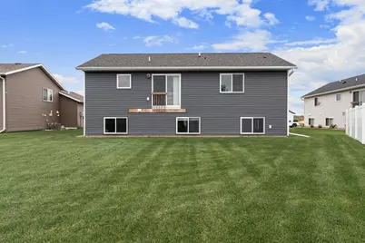 1404 20th Street NE, Austin, MN 55912 - Photo 50
