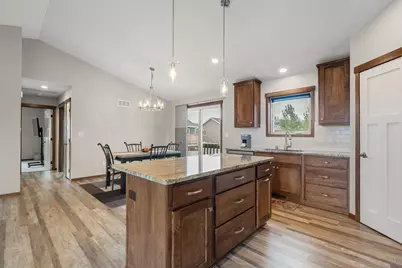 1404 20th Street NE, Austin, MN 55912 - Photo 24