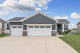 1404 20th St NE, Austin, MN 55912 - Photo 46