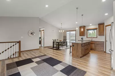 1404 20th Street NE, Austin, MN 55912 - Photo 14
