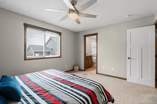 1404 20th St NE, Austin, MN 55912 - Photo 32