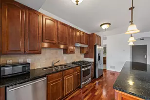 317 Groveland Ave, Minneapolis, MN 55403 - Photo 8