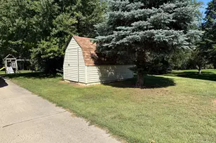 521 Oak Ln, Redwood Falls, MN 56283 - Photo 20
