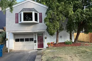 2762 McNair Dr N, Robbinsdale, MN 55422 - Photo 2