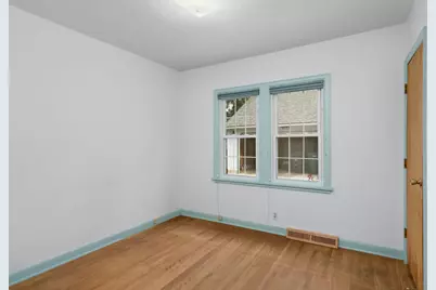 1784 Dunlap Street N, Roseville, MN 55113 - Photo 16