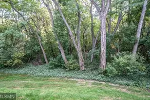 135 Viking Dr E, Little Canada, MN 55117 - Photo 16