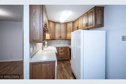 135 Viking Drive E #102, Little Canada, MN 55117 - Photo 8