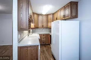 135 Viking Dr E, Little Canada, MN 55117 - Photo 8