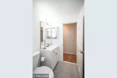 135 Viking Drive E #102, Little Canada, MN 55117 - Photo 2