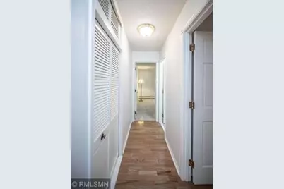 135 Viking Drive E #102, Little Canada, MN 55117 - Photo 18