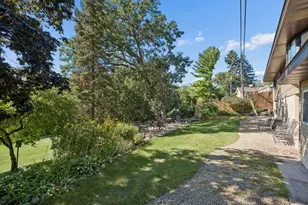 4501 Terracewood Dr, Bloomington, MN 55437 - Photo 40
