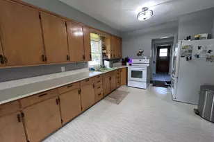 140 2nd St N, Eveleth, MN 55734 - Photo 6