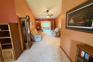 217 Green Lea Ln, Albert Lea, MN 56007 - Photo 4