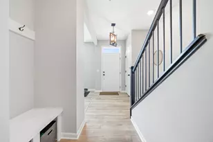 870 Mount Curve Blvd, Saint Paul, MN 55116 - Photo 20