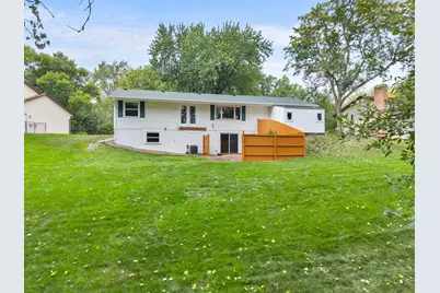 13471 Eveleth Way, Apple Valley, MN 55124 - Photo 38