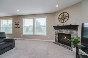 1968 Eagle Ridge Loop, Shakopee, MN 55379 - Photo 10