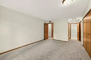 317 6th Ave SW, Rochester, MN 55902 - Photo 18