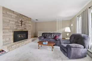 4603 6th St NE, Columbia Heights, MN 55421 - Photo 8