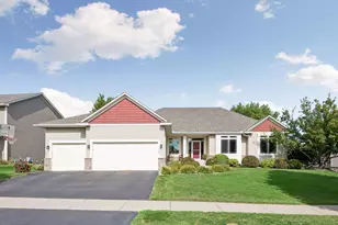 1542 Sparrow Rd, Waconia, MN 55387 - Photo 2