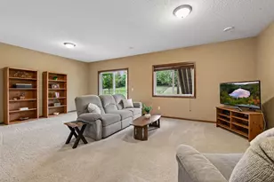 1542 Sparrow Rd, Waconia, MN 55387 - Photo 32