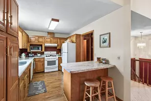 3212 Sunset Lake Dr, Burnsville, MN 55337 - Photo 8