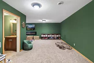2052 Cobblestone Dr, Cologne, MN 55322 - Photo 40